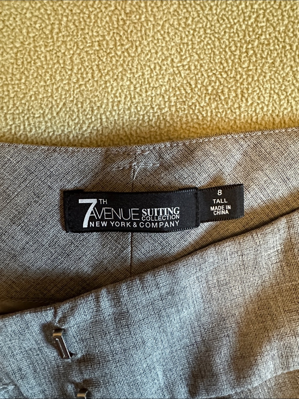 New York & Company Light Gray Women's Dress Pants - Picture 3 of 3